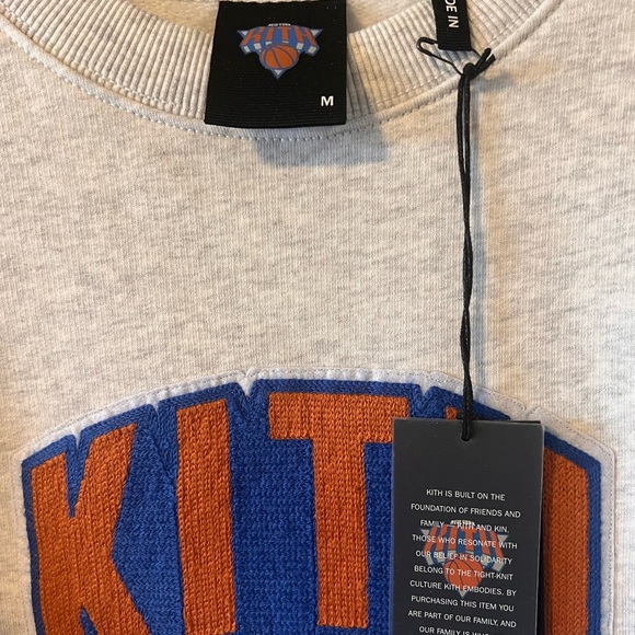 KITH for NY Knicks Retro Crewneck - Picture 3 of 8